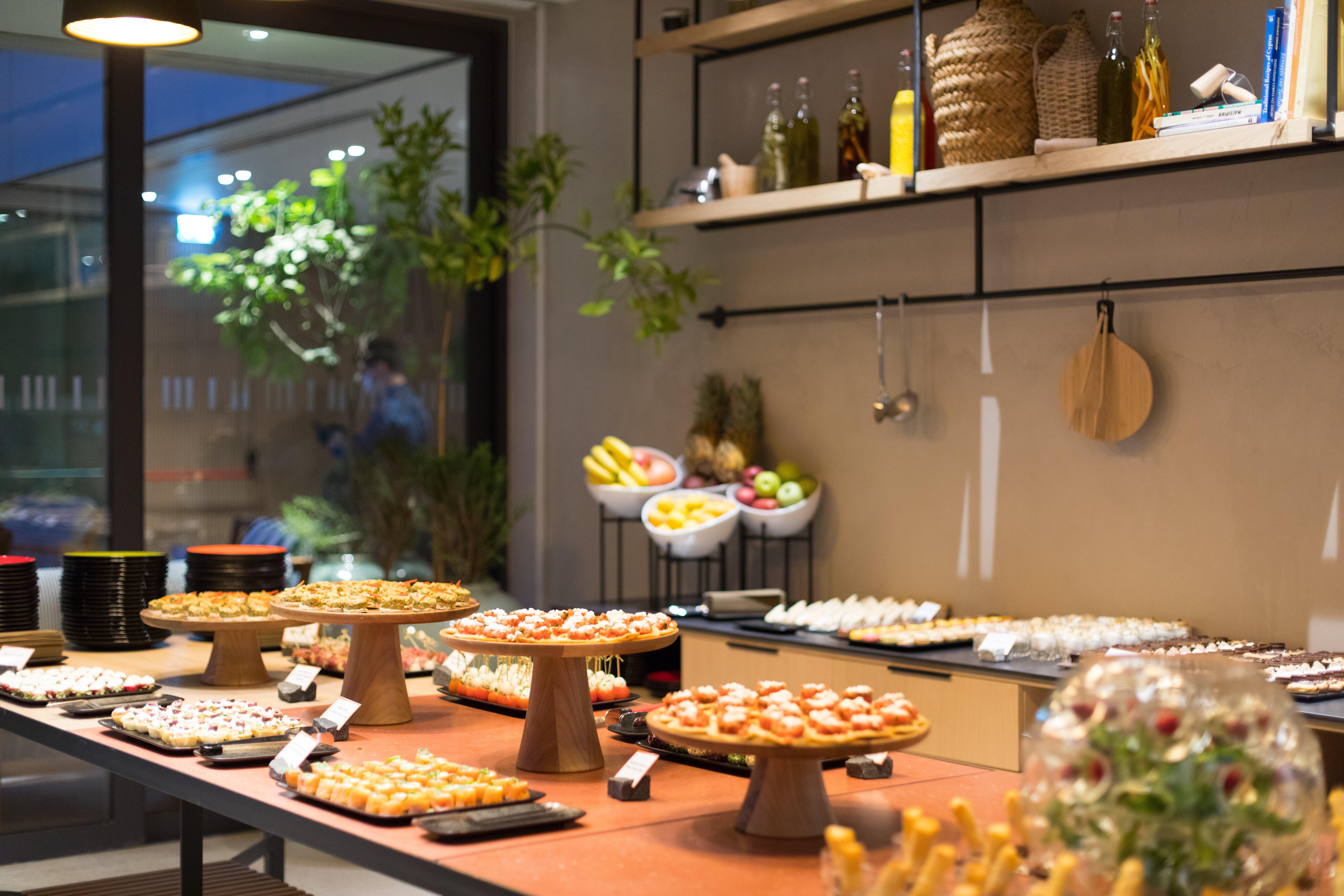 Hotel Indigo Larnaca By Ihg-Adults Only מראה חיצוני תמונה